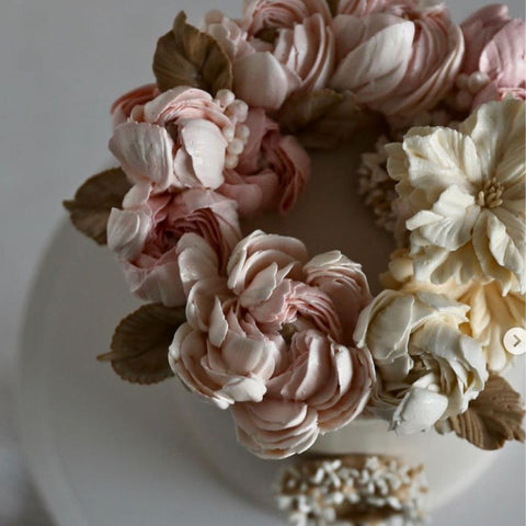 EEDO Cake - Korean Buttercream Flower Cake Workshop